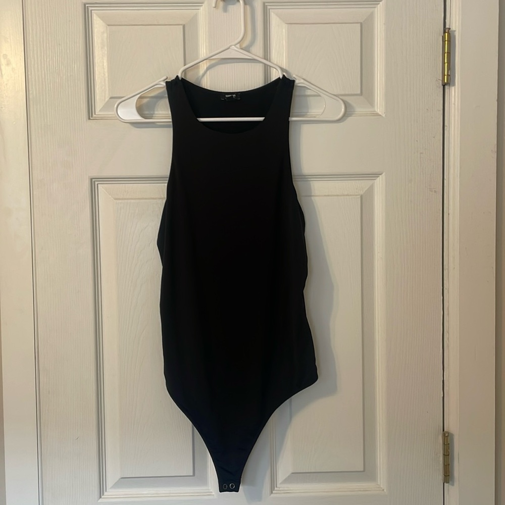 Express body contour bodysuit
